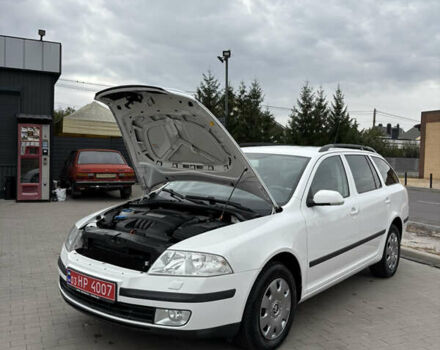 Білий Шкода Октавія, об'ємом двигуна 1.6 л та пробігом 235 тис. км за 6700 $, фото 53 на Automoto.ua