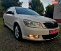Белый Шкода Октавия, объемом двигателя 1.8 л и пробегом 217 тыс. км за 6800 $, фото 1 на Automoto.ua