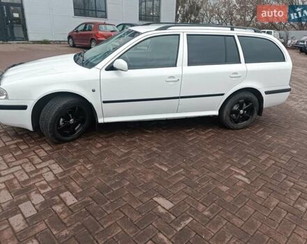 Белый Шкода Октавия, объемом двигателя 1.6 л и пробегом 274 тыс. км за 5300 $, фото 16 на Automoto.ua