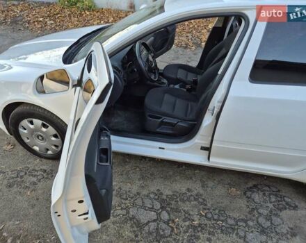 Шкода Октавия 2009 в Умани на Automoto.ua Белый Шкода Октавия, объемом двигателя 1.6 л и пробегом 252 тыс. км за 7600 $, фото 18 на Automoto.ua