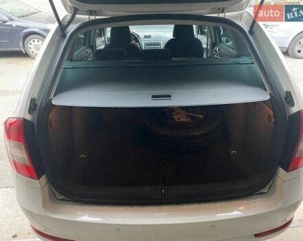 Белый Шкода Октавия, объемом двигателя 1.39 л и пробегом 206 тыс. км за 8500 $, фото 4 на Automoto.ua