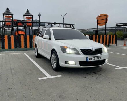 Білий Шкода Октавія, об'ємом двигуна 1.6 л та пробігом 299 тис. км за 7600 $, фото 7 на Automoto.ua