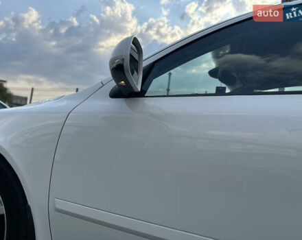 Білий Шкода Октавія, об'ємом двигуна 2 л та пробігом 260 тис. км за 9400 $, фото 32 на Automoto.ua