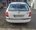 Шкода Октавия 2009 в Киеве на Automoto.ua Белый Шкода Октавия, объемом двигателя 1.6 л и пробегом 155 тыс. км за 4750 $, фото 3 на Automoto.ua