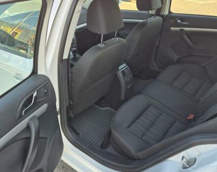 Білий Шкода Октавія, об'ємом двигуна 1.8 л та пробігом 222 тис. км за 7500 $, фото 17 на Automoto.ua