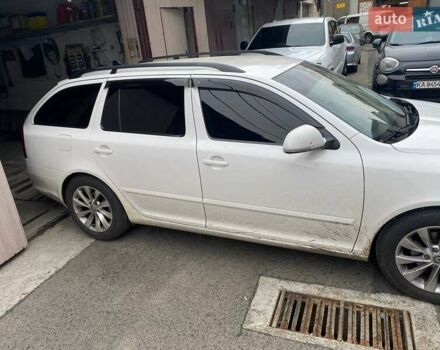 Белый Шкода Октавия, объемом двигателя 1.39 л и пробегом 206 тыс. км за 8500 $, фото 2 на Automoto.ua