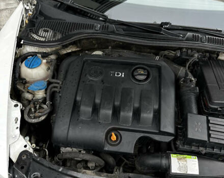 Білий Шкода Октавія, об'ємом двигуна 1.9 л та пробігом 233 тис. км за 6000 $, фото 14 на Automoto.ua