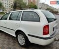 Белый Шкода Октавия, объемом двигателя 1.6 л и пробегом 217 тыс. км за 5500 $, фото 14 на Automoto.ua