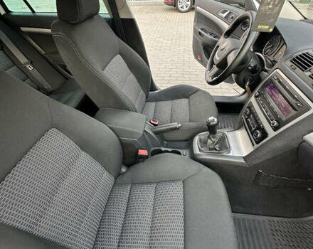 Білий Шкода Октавія, об'ємом двигуна 2 л та пробігом 260 тис. км за 9400 $, фото 40 на Automoto.ua
