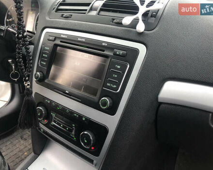 Білий Шкода Октавія, об'ємом двигуна 1.39 л та пробігом 230 тис. км за 6600 $, фото 7 на Automoto.ua