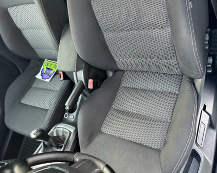 Білий Шкода Октавія, об'ємом двигуна 2 л та пробігом 260 тис. км за 9400 $, фото 33 на Automoto.ua