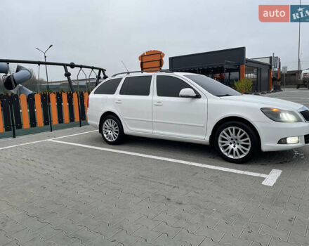 Білий Шкода Октавія, об'ємом двигуна 1.6 л та пробігом 299 тис. км за 7600 $, фото 20 на Automoto.ua
