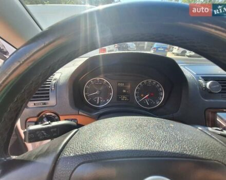 Білий Шкода Октавія, об'ємом двигуна 1.6 л та пробігом 320 тис. км за 7100 $, фото 19 на Automoto.ua