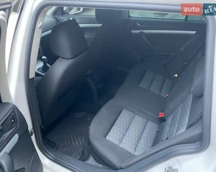 Белый Шкода Октавия, объемом двигателя 1.39 л и пробегом 206 тыс. км за 8500 $, фото 7 на Automoto.ua