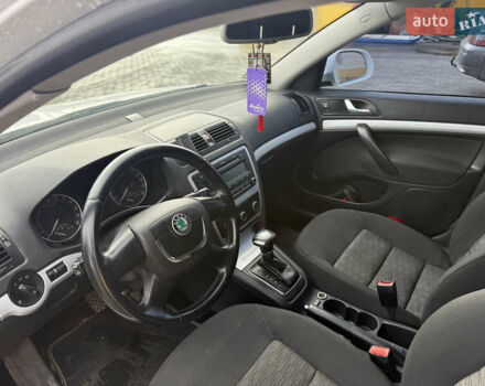 Белый Шкода Октавия, объемом двигателя 1.6 л и пробегом 265 тыс. км за 5499 $, фото 9 на Automoto.ua