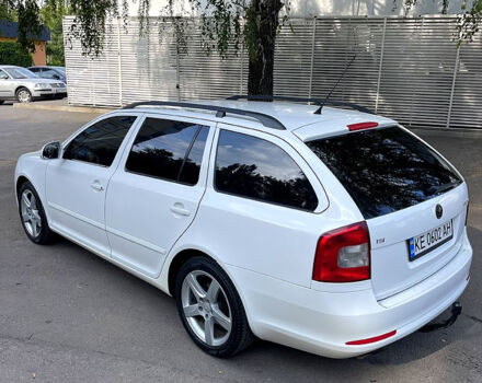 Белый Шкода Октавия, объемом двигателя 1.8 л и пробегом 317 тыс. км за 6900 $, фото 3 на Automoto.ua