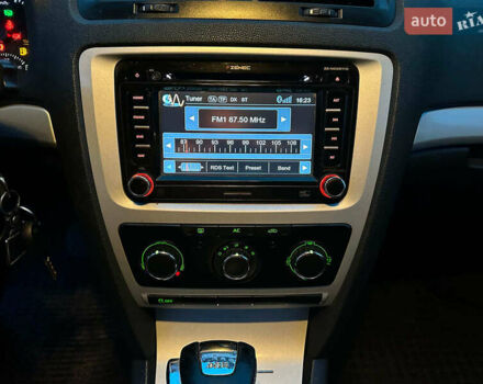 Білий Шкода Октавія, об'ємом двигуна 1.8 л та пробігом 316 тис. км за 7290 $, фото 20 на Automoto.ua