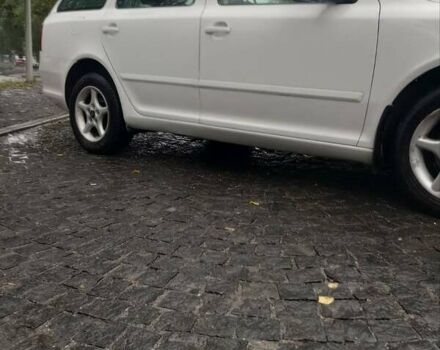 Белый Шкода Октавия, объемом двигателя 1.6 л и пробегом 367 тыс. км за 6600 $, фото 5 на Automoto.ua