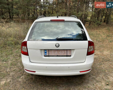 Белый Шкода Октавия, объемом двигателя 1.6 л и пробегом 263 тыс. км за 6800 $, фото 4 на Automoto.ua