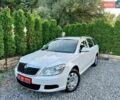 Белый Шкода Октавия, объемом двигателя 1.6 л и пробегом 212 тыс. км за 7400 $, фото 1 на Automoto.ua