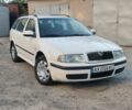 Білий Шкода Октавія, об'ємом двигуна 1.6 л та пробігом 229 тис. км за 5899 $, фото 1 на Automoto.ua
