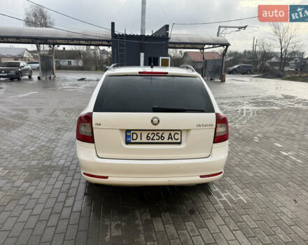 Белый Шкода Октавия, объемом двигателя 1.6 л и пробегом 265 тыс. км за 5499 $, фото 4 на Automoto.ua