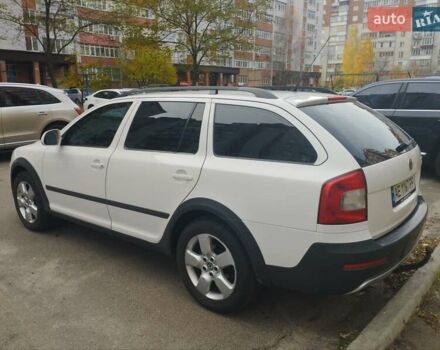 Білий Шкода Октавія, об'ємом двигуна 1.8 л та пробігом 251 тис. км за 10000 $, фото 3 на Automoto.ua