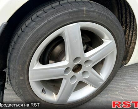 Белый Шкода Октавия, объемом двигателя 1.6 л и пробегом 320 тыс. км за 6200 $, фото 7 на Automoto.ua