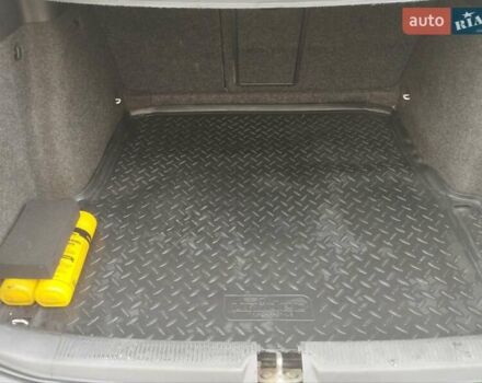 Білий Шкода Октавія, об'ємом двигуна 1.8 л та пробігом 251 тис. км за 10000 $, фото 31 на Automoto.ua