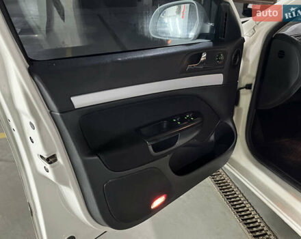 Шкода Октавия 2010 в Хмельницком на Automoto.ua Белый Шкода Октавия, объемом двигателя 1.6 л и пробегом 357 тыс. км за 5900 $, фото 10 на Automoto.ua