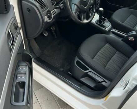 Белый Шкода Октавия, объемом двигателя 1.8 л и пробегом 267 тыс. км за 8250 $, фото 26 на Automoto.ua