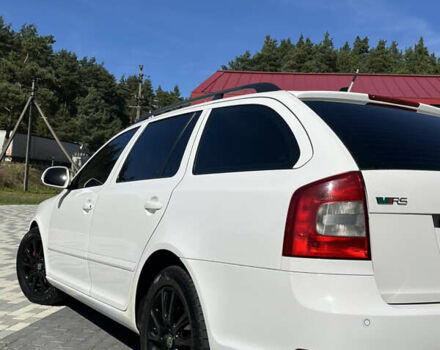 Белый Шкода Октавия, объемом двигателя 1.97 л и пробегом 297 тыс. км за 9500 $, фото 9 на Automoto.ua