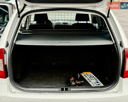 Белый Шкода Октавия, объемом двигателя 1.6 л и пробегом 204 тыс. км за 8999 $, фото 40 на Automoto.ua