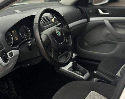 Белый Шкода Октавия, объемом двигателя 0 л и пробегом 324 тыс. км за 6500 $, фото 6 на Automoto.ua