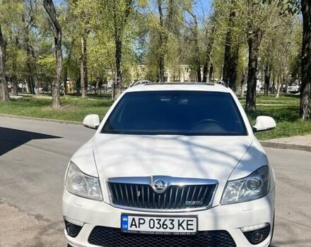 Белый Шкода Октавия, объемом двигателя 1.97 л и пробегом 302 тыс. км за 9000 $, фото 1 на Automoto.ua