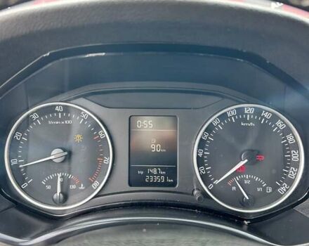 Білий Шкода Октавія, об'ємом двигуна 1.8 л та пробігом 233 тис. км за 8200 $, фото 29 на Automoto.ua