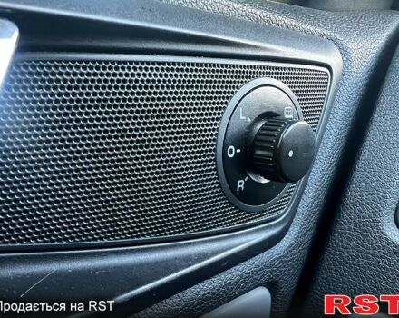 Белый Шкода Октавия, объемом двигателя 1.6 л и пробегом 320 тыс. км за 6200 $, фото 9 на Automoto.ua