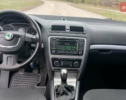 Белый Шкода Октавия, объемом двигателя 1.6 л и пробегом 258 тыс. км за 7900 $, фото 8 на Automoto.ua