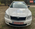 Белый Шкода Октавия, объемом двигателя 1.6 л и пробегом 263 тыс. км за 6800 $, фото 1 на Automoto.ua