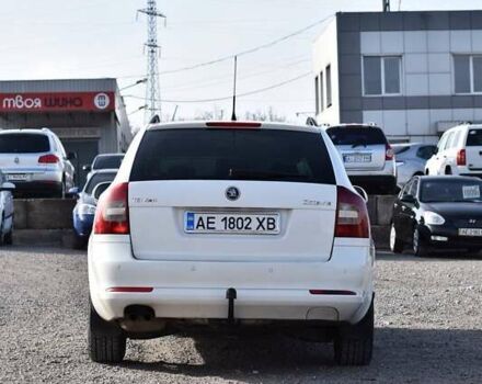 Білий Шкода Октавія, об'ємом двигуна 1.6 л та пробігом 259 тис. км за 7200 $, фото 2 на Automoto.ua