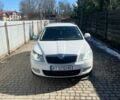 Белый Шкода Октавия, объемом двигателя 1.6 л и пробегом 260 тыс. км за 6500 $, фото 1 на Automoto.ua