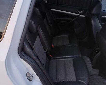 Белый Шкода Октавия, объемом двигателя 1.6 л и пробегом 313 тыс. км за 8700 $, фото 7 на Automoto.ua