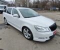 Белый Шкода Октавия, объемом двигателя 1.8 л и пробегом 243 тыс. км за 8450 $, фото 1 на Automoto.ua