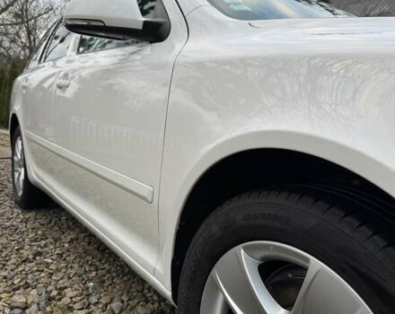 Белый Шкода Октавия, объемом двигателя 1.6 л и пробегом 227 тыс. км за 9400 $, фото 6 на Automoto.ua