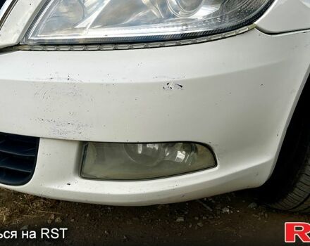 Білий Шкода Октавія, об'ємом двигуна 1.6 л та пробігом 303 тис. км за 6500 $, фото 6 на Automoto.ua