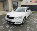 Белый Шкода Октавия, объемом двигателя 1.39 л и пробегом 227 тыс. км за 6900 $, фото 1 на Automoto.ua