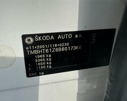 Белый Шкода Октавия, объемом двигателя 1.6 л и пробегом 230 тыс. км за 8800 $, фото 6 на Automoto.ua