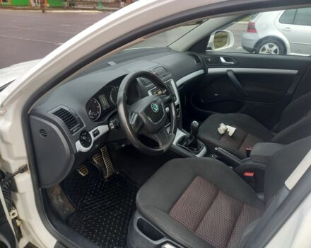 Белый Шкода Октавия, объемом двигателя 1.4 л и пробегом 270 тыс. км за 6900 $, фото 5 на Automoto.ua