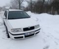 Білий Шкода Октавія, об'ємом двигуна 1.6 л та пробігом 333 тис. км за 5000 $, фото 1 на Automoto.ua