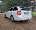 Шкода Октавія 2010 у Самборе на Automoto.ua Білий Шкода Октавія, об'ємом двигуна 1.6 л та пробігом 300 тис. км за 7700 $, фото 4 на Automoto.ua